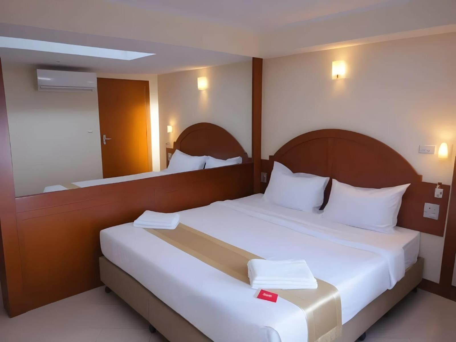 Hack Patong Beach Hotel Номер фото