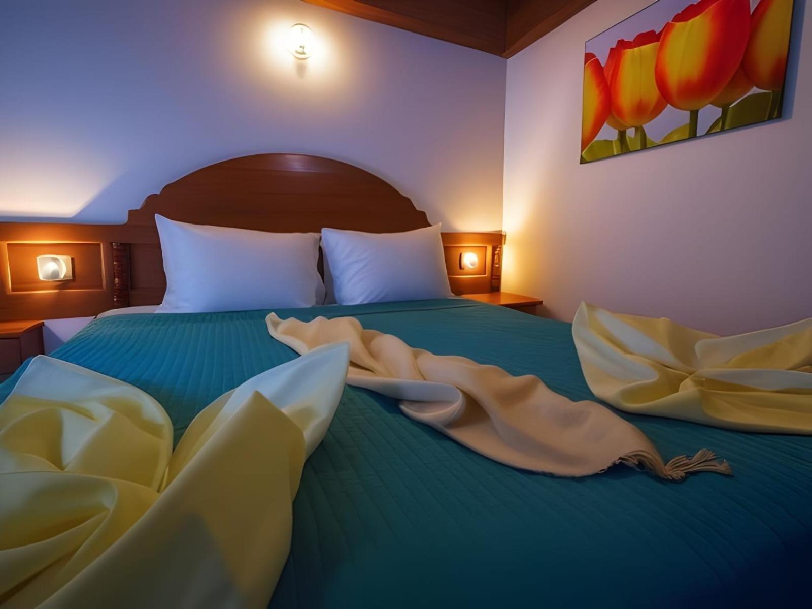Hack Patong Beach Hotel Экстерьер фото